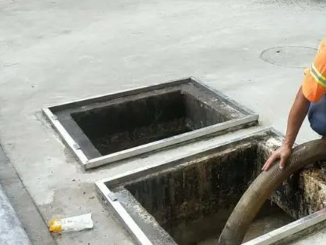 华亭化粪池清理